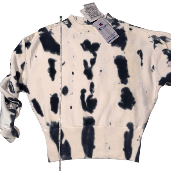 Champion (NWT) Women’s Tie-Dye  Crewneck Reverse Weave Sweatshirt,  X-Small - Picture 10 of 15